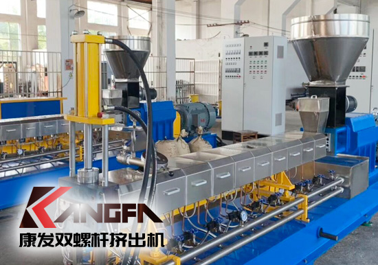 雙螺桿擠出機(jī)機(jī)筒供料用料斗結(jié)構(gòu)形式——普通式、強(qiáng)制式、振動(dòng)式料斗